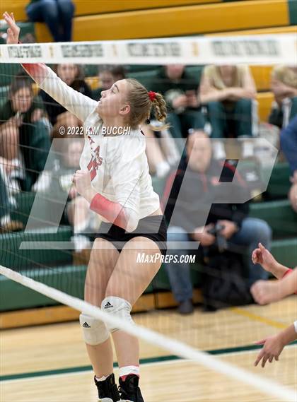 Thumbnail 3 in St. Mary's Prep vs. Detroit Country Day photogallery.