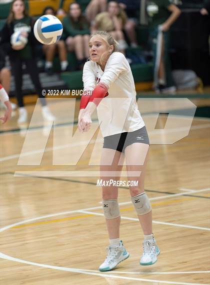 Thumbnail 3 in St. Mary's Prep vs. Detroit Country Day photogallery.