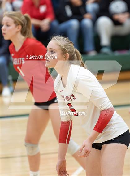 Thumbnail 1 in St. Mary's Prep vs. Detroit Country Day photogallery.