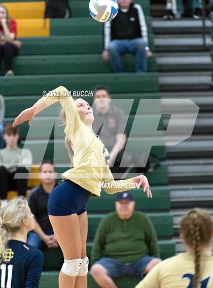 Thumbnail 3 in St. Mary's Prep vs. Detroit Country Day photogallery.