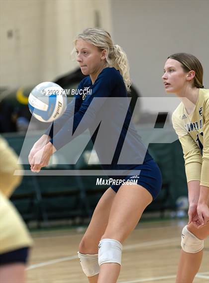 Thumbnail 3 in St. Mary's Prep vs. Detroit Country Day photogallery.