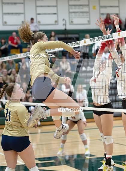Thumbnail 3 in St. Mary's Prep vs. Detroit Country Day photogallery.