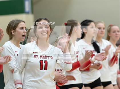 Thumbnail 3 in St. Mary's Prep vs. Detroit Country Day photogallery.