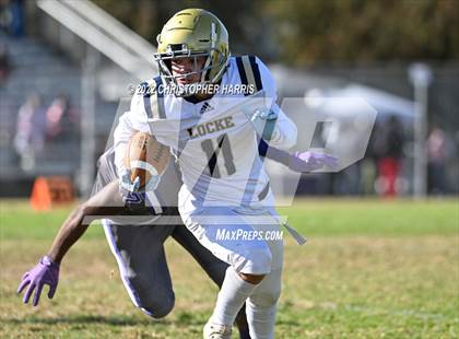 Thumbnail 2 in Locke vs Manual Arts (CIF LACS Division 3 Round 1) photogallery.