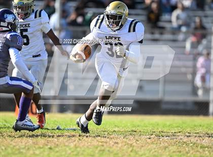 Thumbnail 2 in Locke vs Manual Arts (CIF LACS Division 3 Round 1) photogallery.