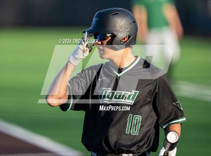 Thumbnail 1 in Tigard @ Lakeridge photogallery.