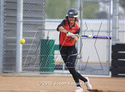 Thumbnail 2 in Los Altos @ Etiwanda photogallery.