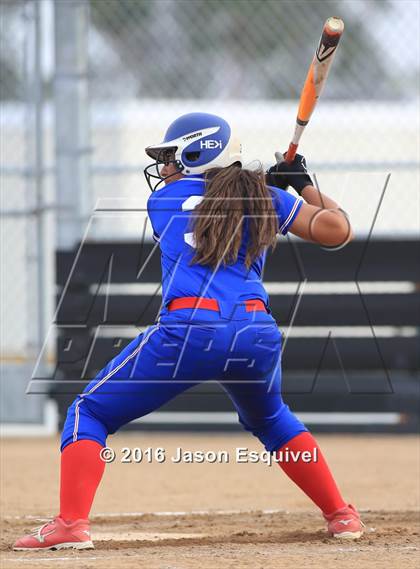 Thumbnail 3 in Los Altos @ Etiwanda photogallery.