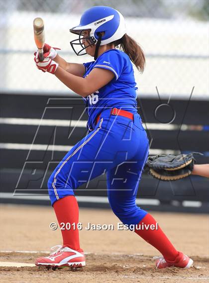 Thumbnail 3 in Los Altos @ Etiwanda photogallery.