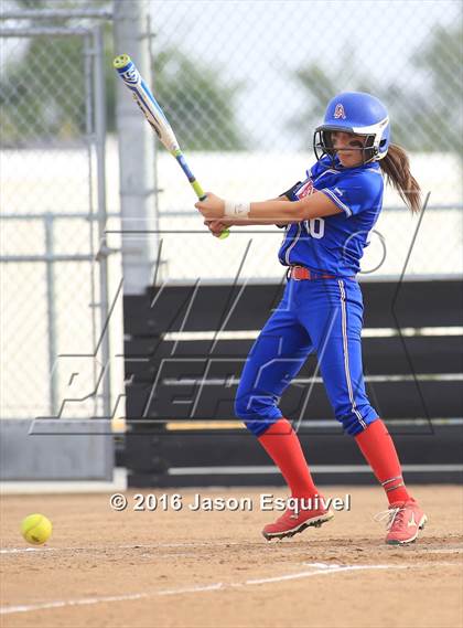 Thumbnail 1 in Los Altos @ Etiwanda photogallery.
