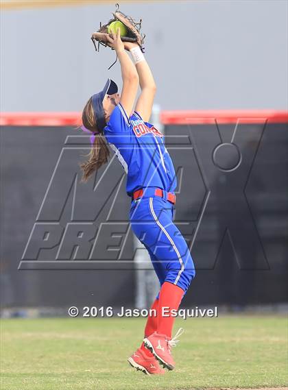 Thumbnail 2 in Los Altos @ Etiwanda photogallery.
