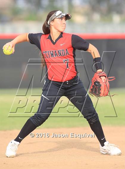 Thumbnail 2 in Los Altos @ Etiwanda photogallery.
