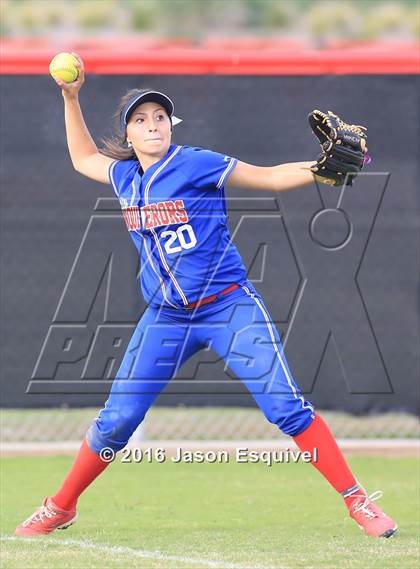 Thumbnail 1 in Los Altos @ Etiwanda photogallery.