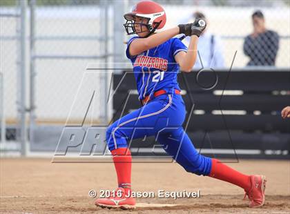 Thumbnail 1 in Los Altos @ Etiwanda photogallery.