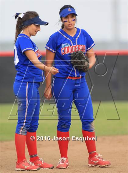 Thumbnail 1 in Los Altos @ Etiwanda photogallery.