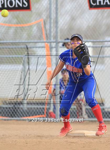 Thumbnail 2 in Los Altos @ Etiwanda photogallery.