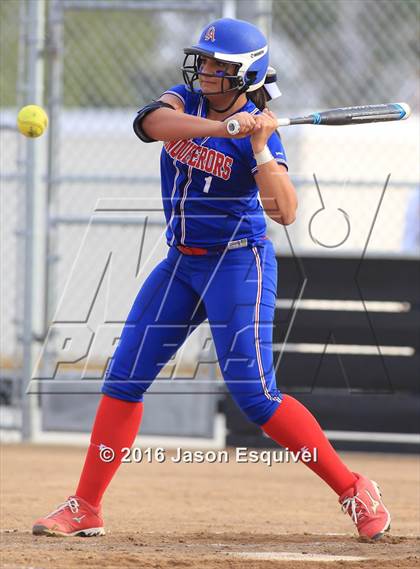Thumbnail 1 in Los Altos @ Etiwanda photogallery.