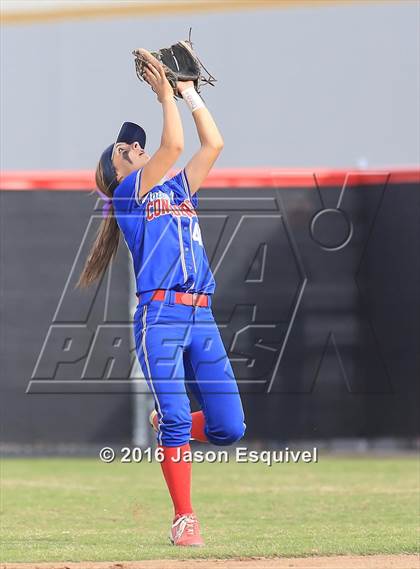 Thumbnail 1 in Los Altos @ Etiwanda photogallery.