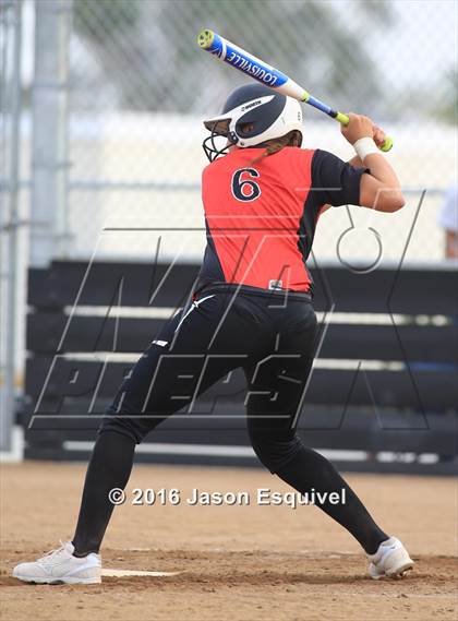Thumbnail 1 in Los Altos @ Etiwanda photogallery.