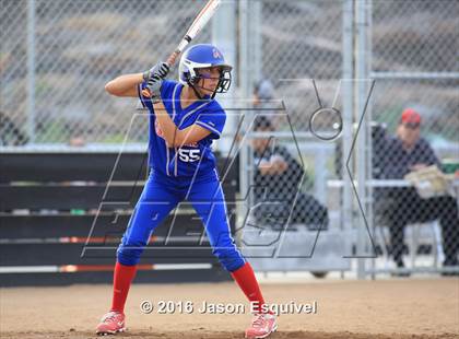 Thumbnail 3 in Los Altos @ Etiwanda photogallery.