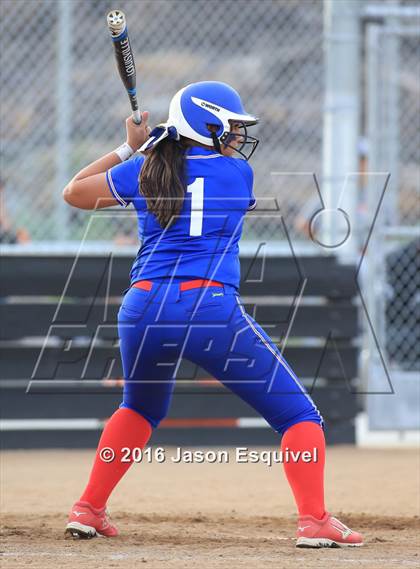 Thumbnail 1 in Los Altos @ Etiwanda photogallery.