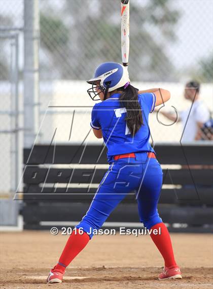 Thumbnail 2 in Los Altos @ Etiwanda photogallery.