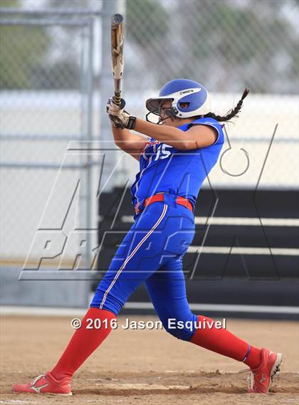 Thumbnail 3 in Los Altos @ Etiwanda photogallery.