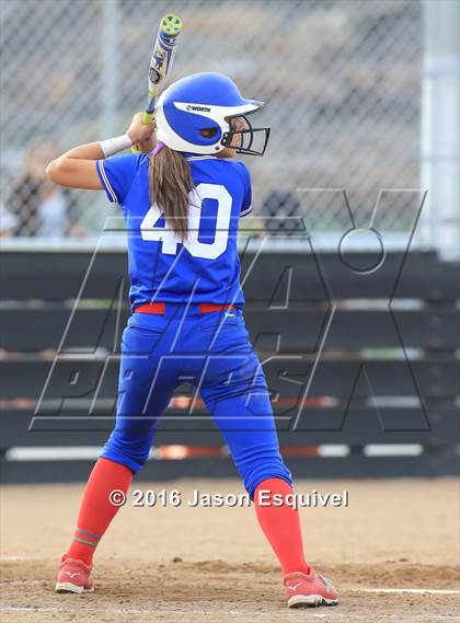 Thumbnail 3 in Los Altos @ Etiwanda photogallery.