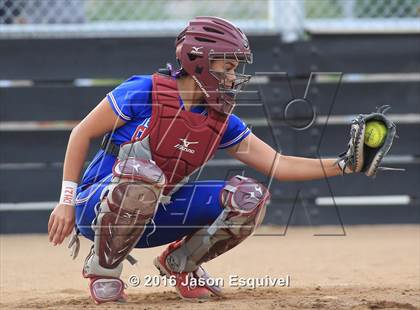 Thumbnail 1 in Los Altos @ Etiwanda photogallery.
