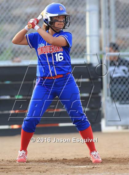 Thumbnail 1 in Los Altos @ Etiwanda photogallery.