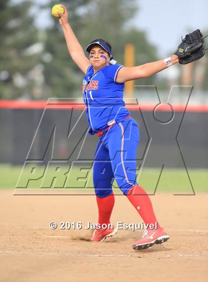 Thumbnail 3 in Los Altos @ Etiwanda photogallery.