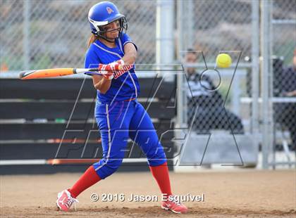 Thumbnail 2 in Los Altos @ Etiwanda photogallery.