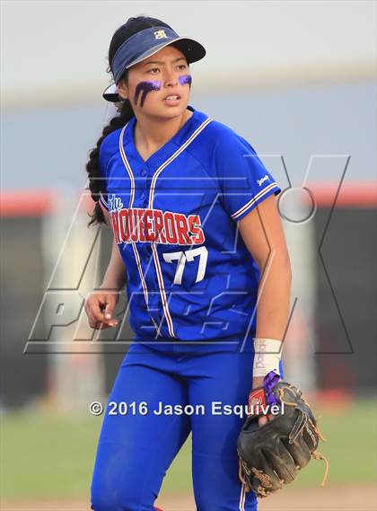 Thumbnail 3 in Los Altos @ Etiwanda photogallery.