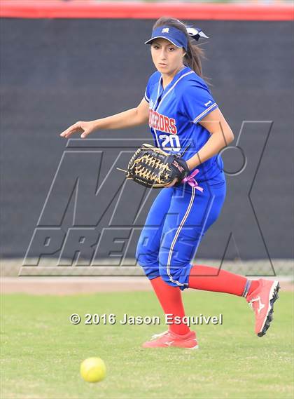 Thumbnail 3 in Los Altos @ Etiwanda photogallery.