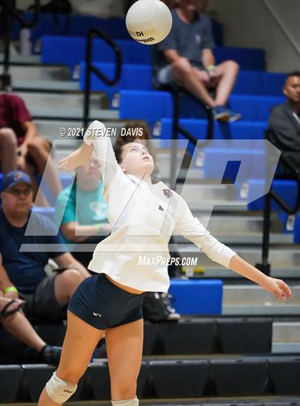 Thumbnail 2 in Sunnyslope vs. Perry photogallery.