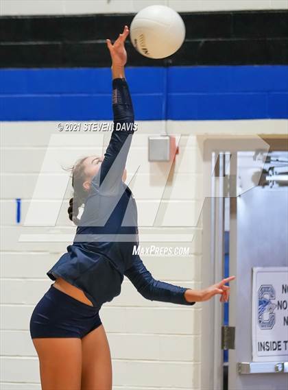 Thumbnail 3 in Sunnyslope vs. Perry photogallery.