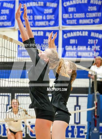 Thumbnail 1 in Sunnyslope vs. Perry photogallery.