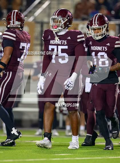 Thumbnail 2 in Carthage @ Athens (UIL 4A D2 Football Region Final) photogallery.