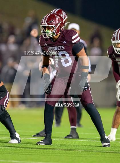 Thumbnail 2 in Carthage @ Athens (UIL 4A D2 Football Region Final) photogallery.