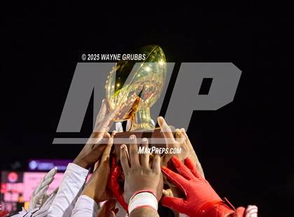 Thumbnail 1 in Carthage @ Athens (UIL 4A D2 Football Region Final) photogallery.