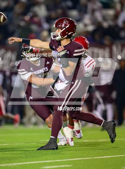 Thumbnail 2 in Carthage @ Athens (UIL 4A D2 Football Region Final) photogallery.