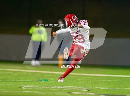 Thumbnail 2 in Carthage @ Athens (UIL 4A D2 Football Region Final) photogallery.