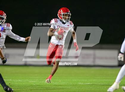 Thumbnail 2 in Carthage @ Athens (UIL 4A D2 Football Region Final) photogallery.