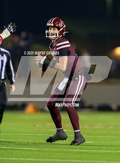 Thumbnail 3 in Carthage @ Athens (UIL 4A D2 Football Region Final) photogallery.