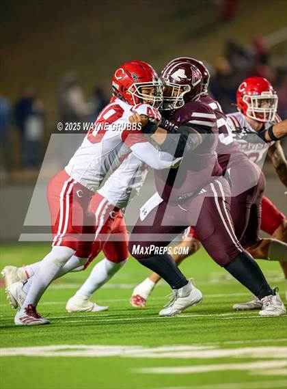 Thumbnail 2 in Carthage @ Athens (UIL 4A D2 Football Region Final) photogallery.