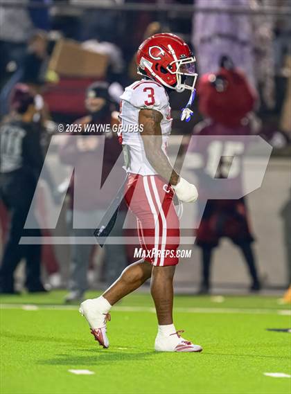 Thumbnail 2 in Carthage @ Athens (UIL 4A D2 Football Region Final) photogallery.