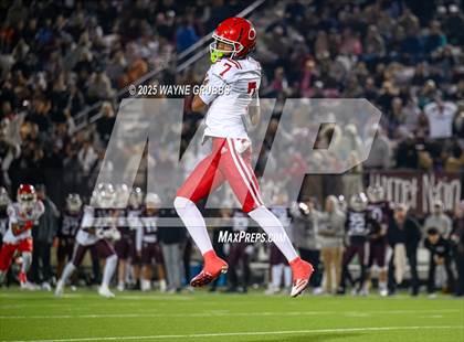 Thumbnail 3 in Carthage @ Athens (UIL 4A D2 Football Region Final) photogallery.