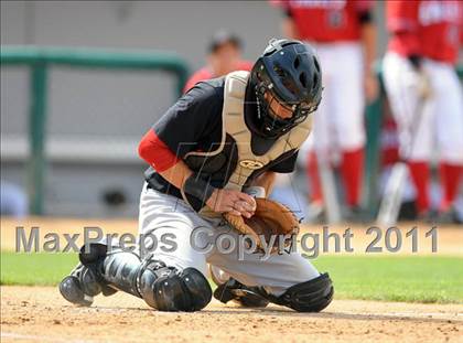 Thumbnail 3 in Etiwanda vs. Glendora (Battle of the Baseline League) photogallery.