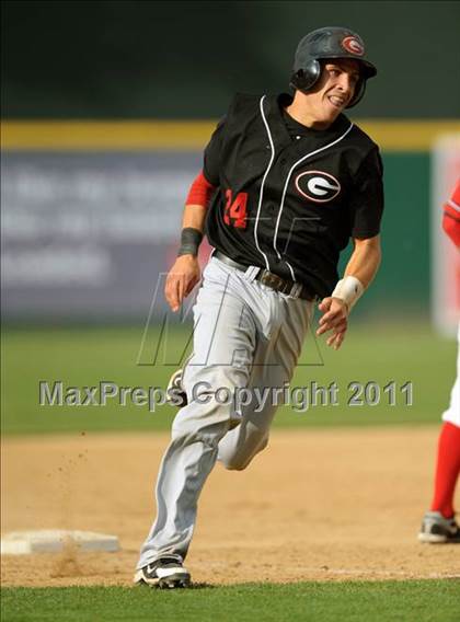 Thumbnail 1 in Etiwanda vs. Glendora (Battle of the Baseline League) photogallery.