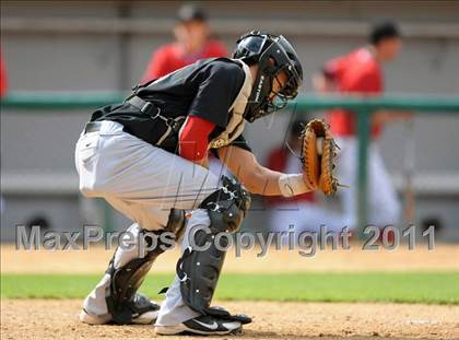 Thumbnail 2 in Etiwanda vs. Glendora (Battle of the Baseline League) photogallery.